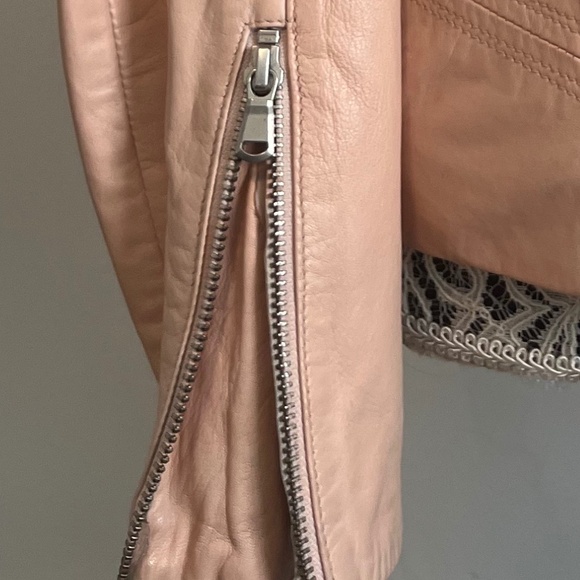 DANIER Women’s cream Leather Jacket - Picture 6 of 8